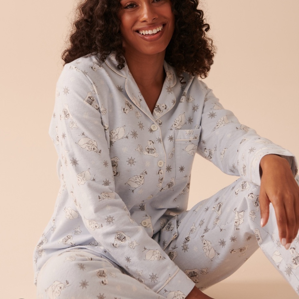 NWT La Vie en Rose Women's Pajama Set in Light Blue Animal Flannel size M